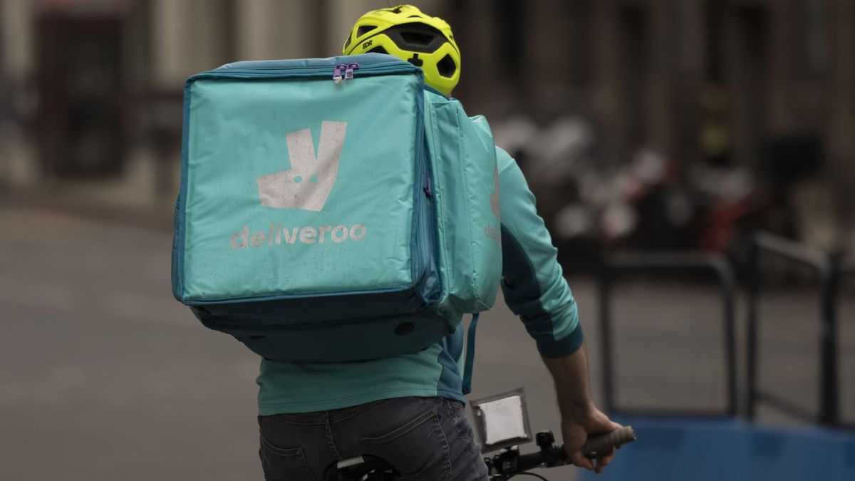 DoorDash to buy British food delivery firm Deliveroo for .9 billion in overseas push DoorDash to buy British food delivery firm Deliveroo for .9 billion in overseas push