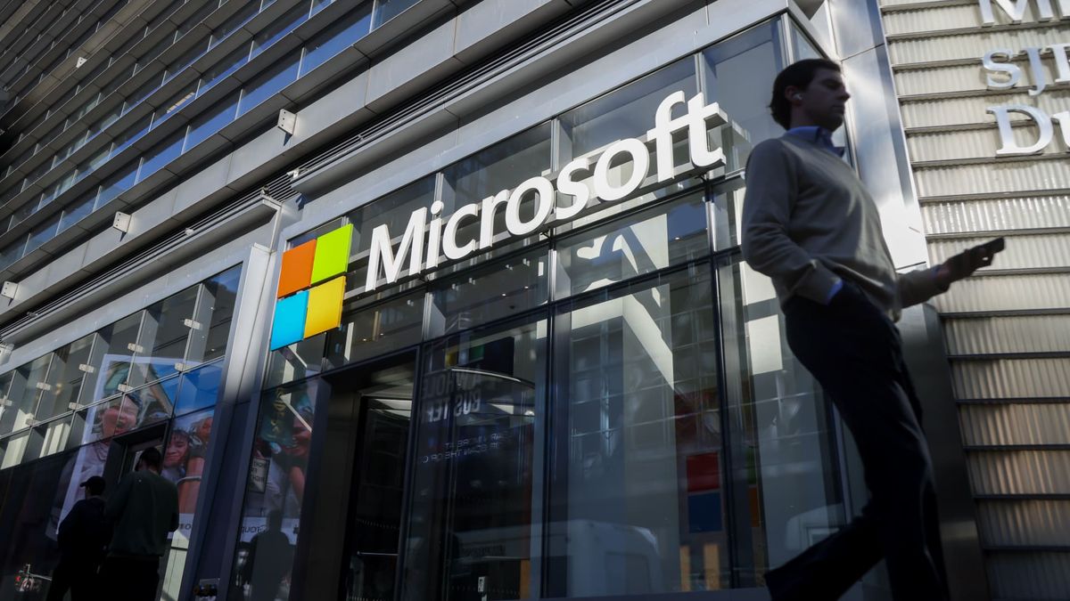 Bill Ackman gets into Microsoft for reasons similar to Cramer’s arguments to hold it