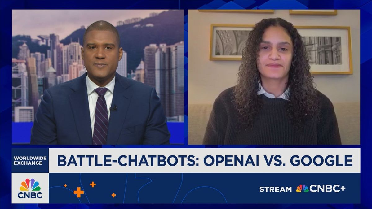 Google was at risk of losing its dominance — until it promoted this AI executive 4 Battle of the Chatbots: OpenAI vs. Google