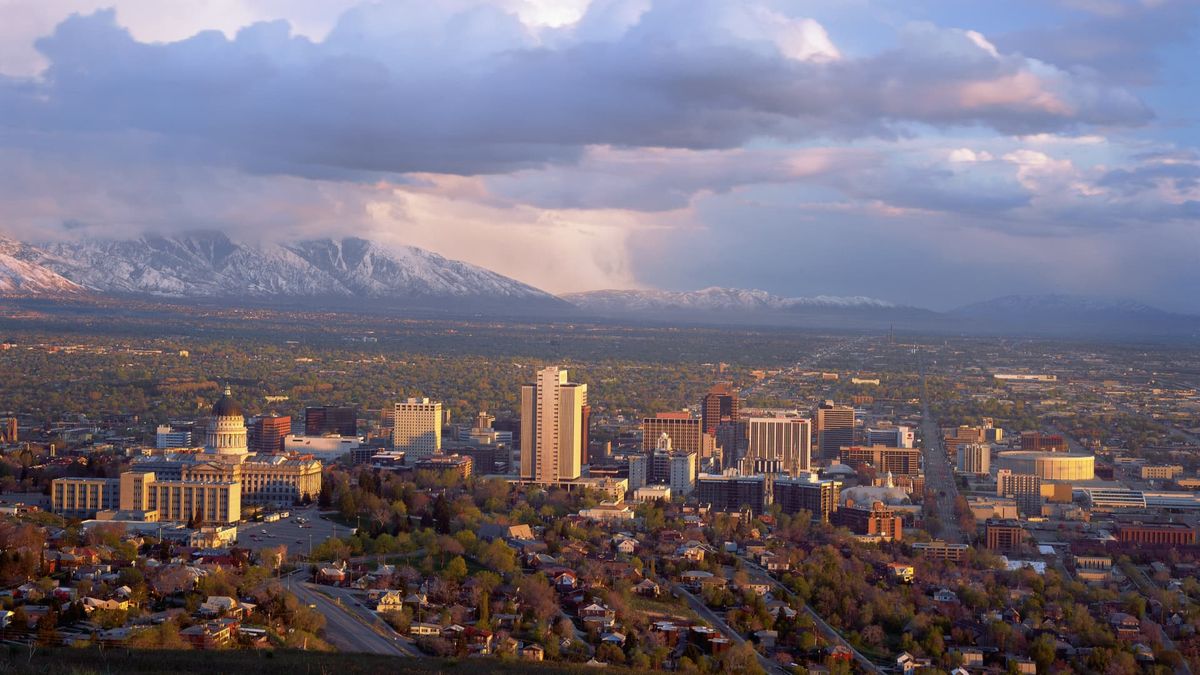 Utah governor signs online child safety law requiring Apple, Google to verify user ages Utah governor signs online child safety law requiring Apple, Google to verify user ages