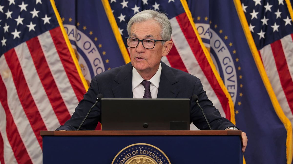 Divided Fed officials saw another two interest rate cuts by the end of 2025, minutes show