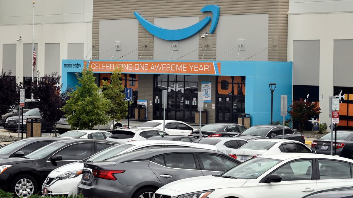 Amazon workers reject union in vote at North Carolina warehouse Amazon workers reject union in vote at North Carolina warehouse