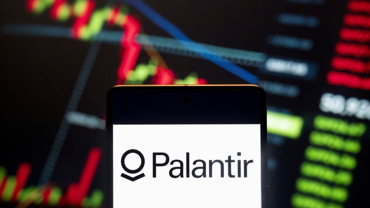Wall Street wrote off Palantir as too expensive. Retail investors can’t get enough