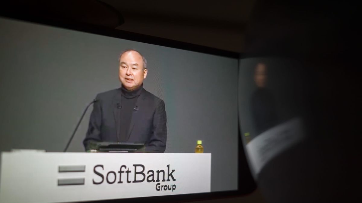 SoftBank Vision Fund posts first annual gain in 3 years, up .6 billion