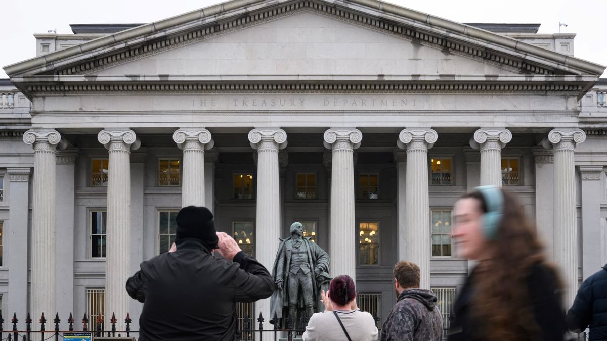 Treasury sets March 21 deadline for millions of businesses to report ownership information or risk fines of ,000 or more