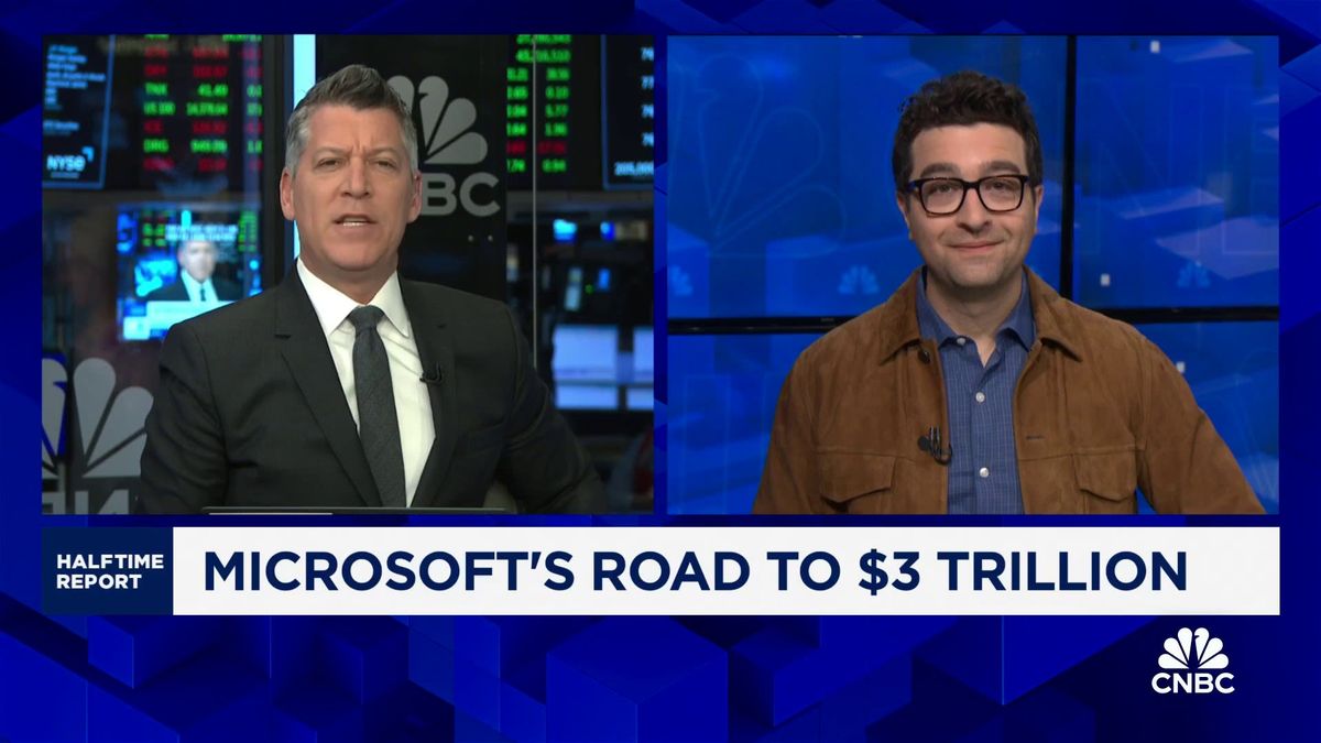 Microsoft issues light guidance even as Azure growth drives earnings beat 1 Microsoft briefly surpasses $3 trillion in market cap