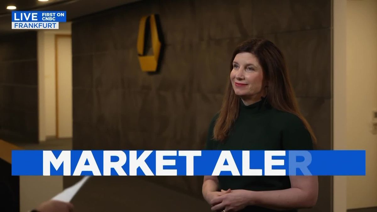 Germany's second-largest lender Commerzbank to cut 3,900 jobs as it unveils new targets 1 UniCredit 'feels a little bit like an activist investor,' Commerzbank CEO says