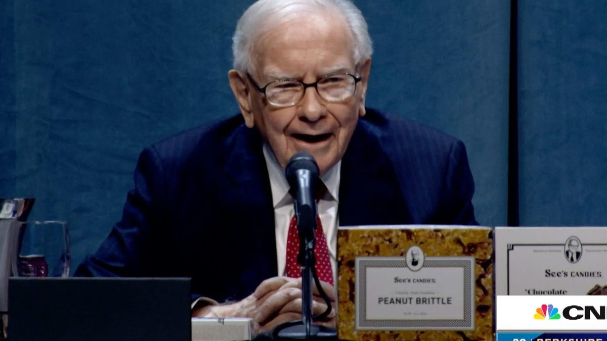 Warren Buffett calls Trump’s tariffs a tax on goods, says ‘the Tooth Fairy doesn’t pay ’em’ Warren Buffett calls Trump’s tariffs a tax on goods, says ‘the Tooth Fairy doesn’t pay ’em’