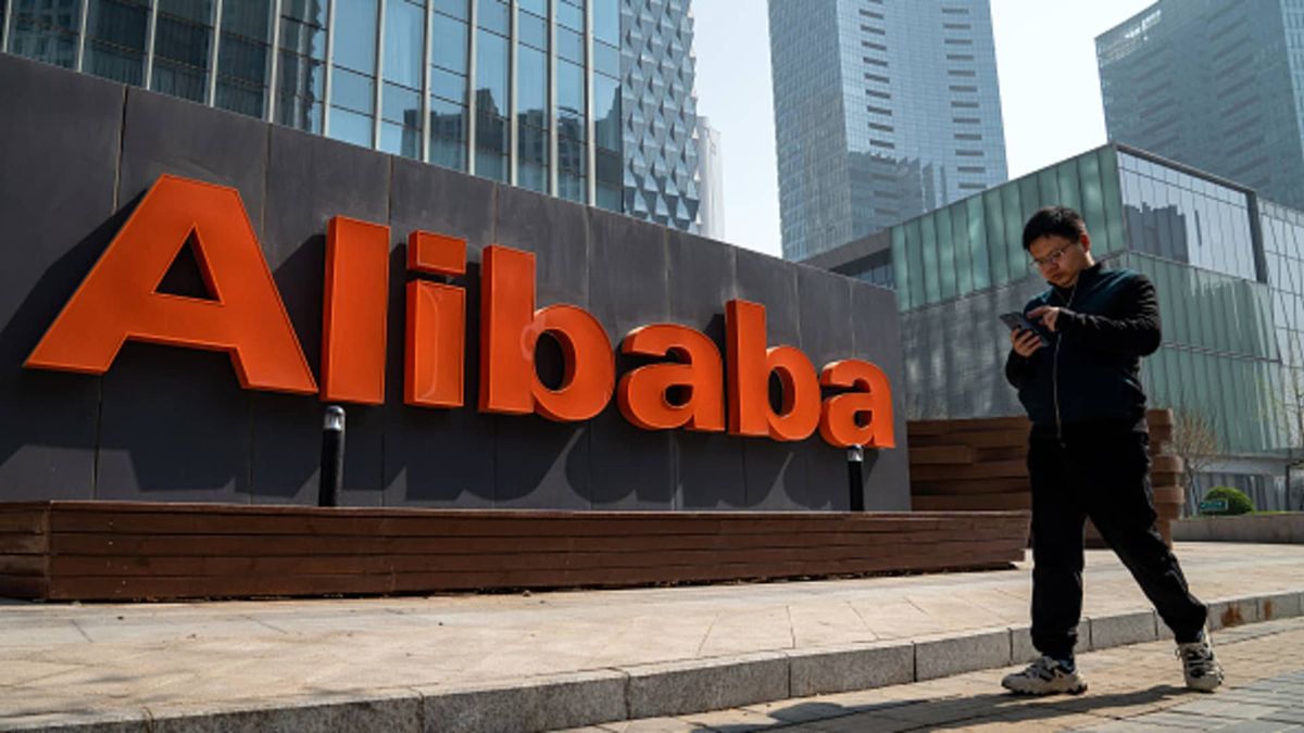 Alibaba shares rise 3% in premarket after Chinese tech giant posts 58% jump in profit