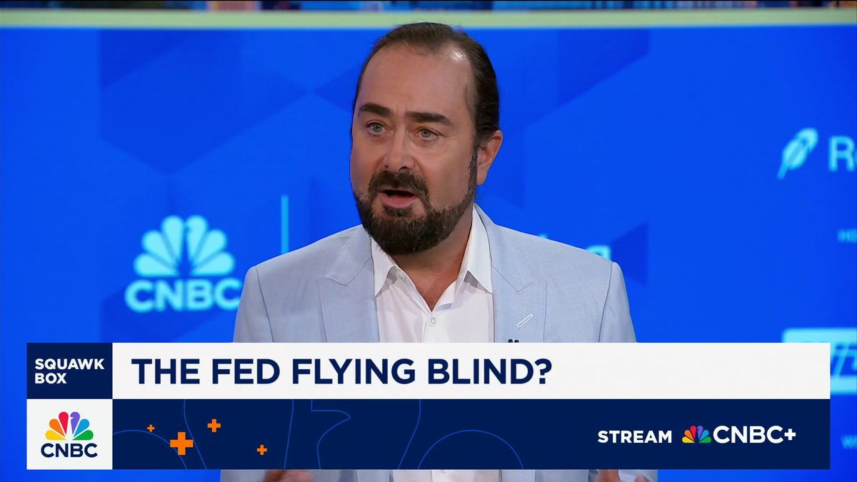 The Fed has a rate cut plus a bunch of other things on its plate this week. Here's what to expect 2 We risk being in a world of 3% growth and 5% unemployment, says Jefferies' David Zervos