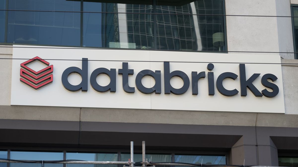 Databricks announces billion financing at billion valuation Databricks announces billion financing at billion valuation