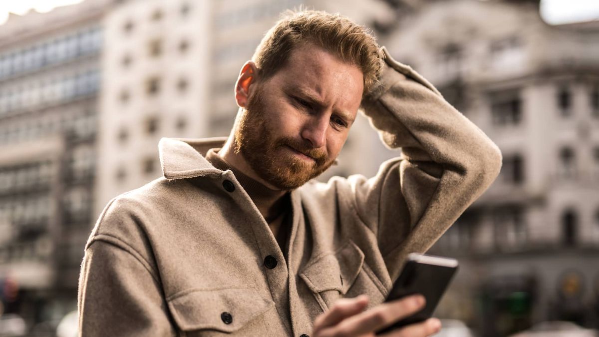 Your phone will make an alarming noise Wednesday at 2:20 ET unless you turn it off first