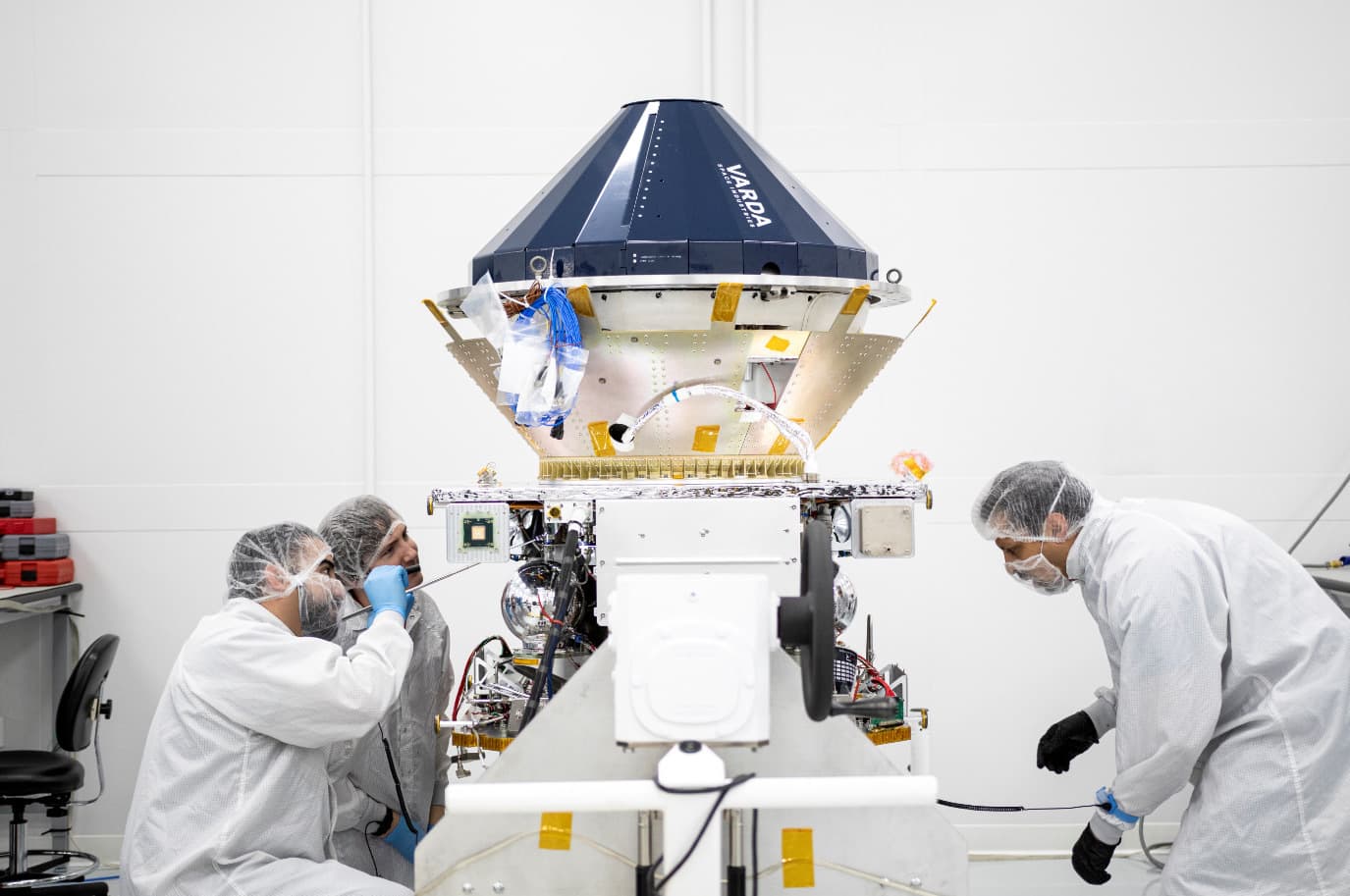 After 8 months stuck in orbit, Varda's drug spacecraft gets FAA approval to return 1 These companies are leading the charge to manufacture materials in space