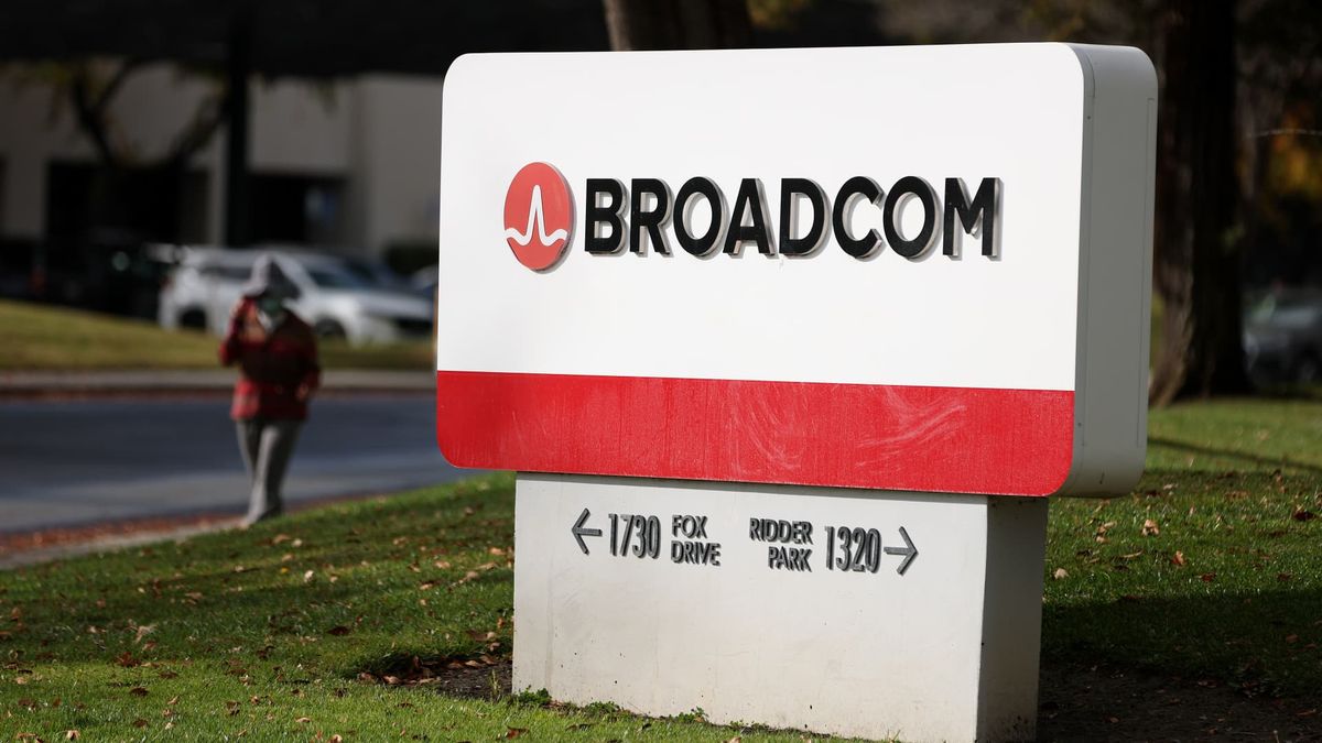Broadcom stock jumps 21%, pushing company past  trillion market cap for the first time