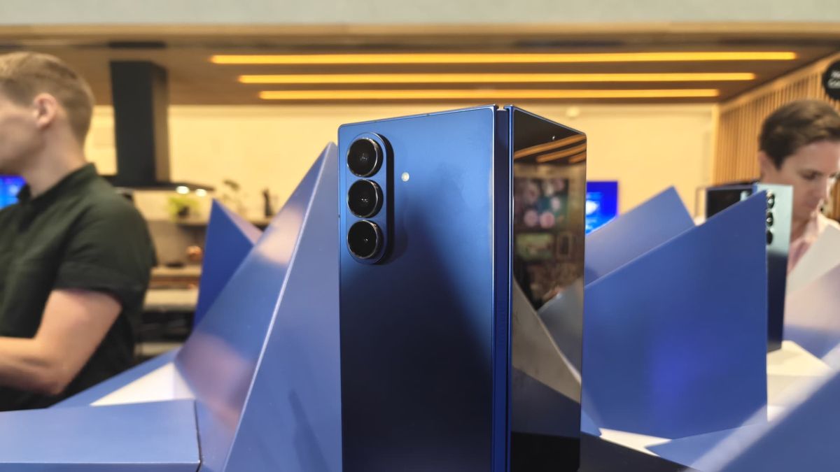 Samsung launches three new foldable smartphones as it fends off Chinese rivals