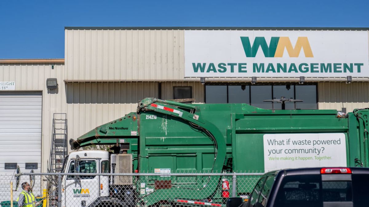 Waste Management to acquire Stericycle in .2 billion deal Waste Management to acquire Stericycle in .2 billion deal