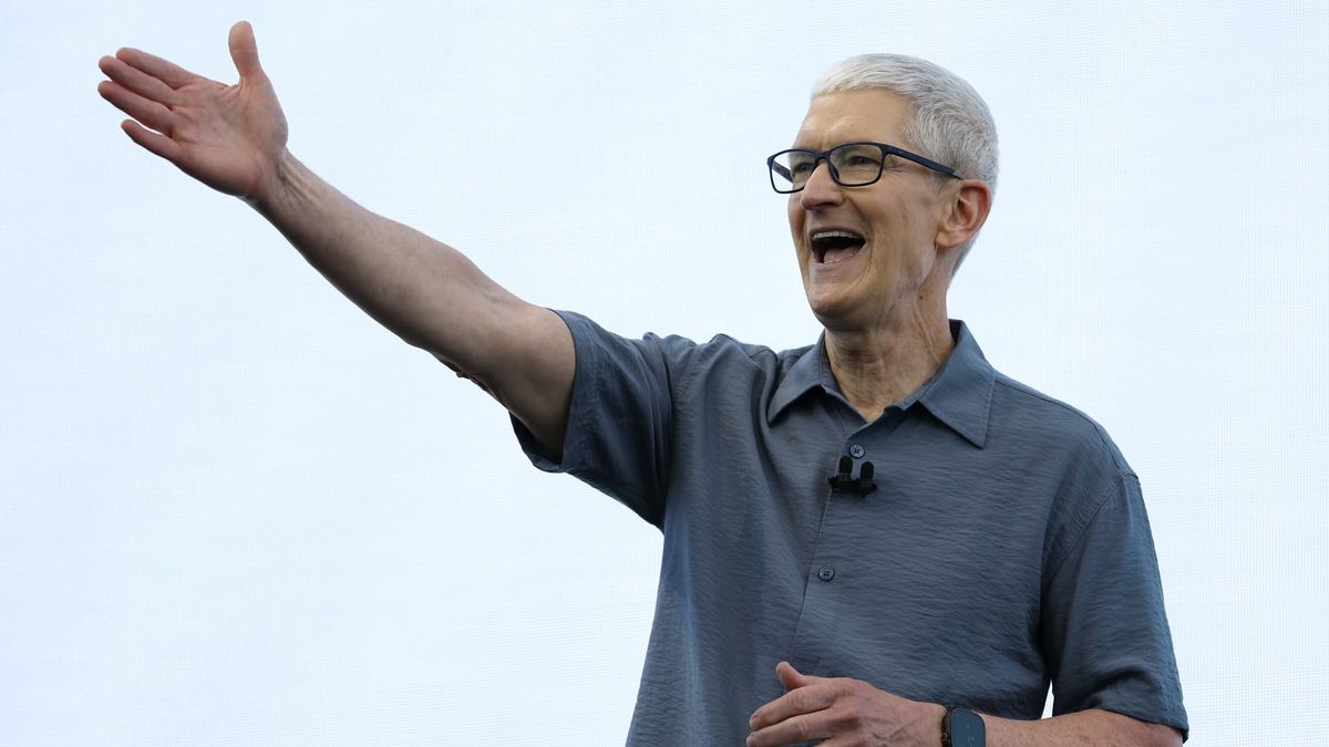 Apple’s WWDC underwhelms on AI, but software gets biggest facelift in over a decade