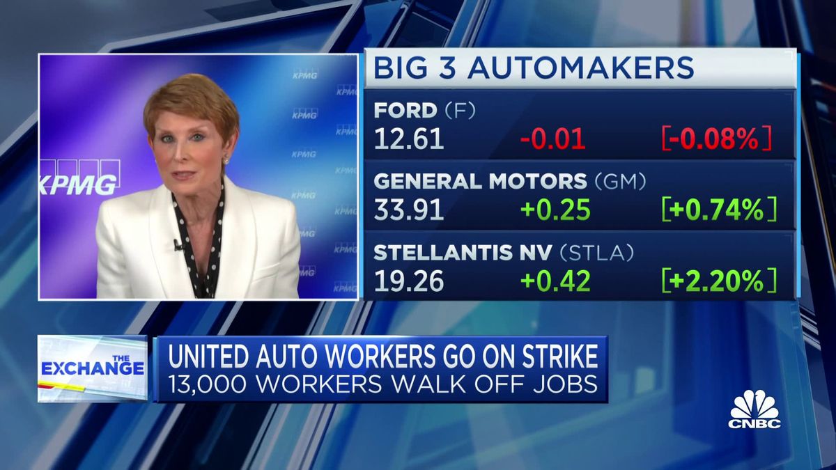 Stellantis could close 18 facilities under UAW deal — here are the full details of its latest offer 3 The UAW strike fallout may quickly begin to snowball, says KPMG's Diane Swonk