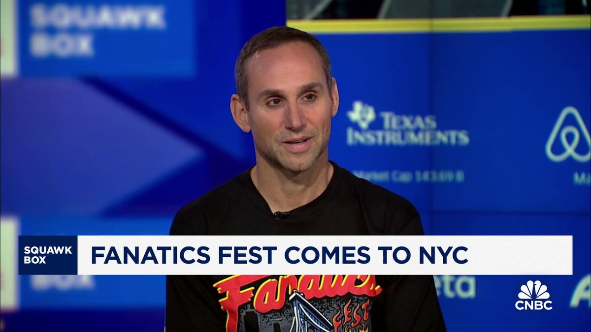 Shohei Ohtani signs trading card deal with Fanatics-backed Topps 1 Fanatics CEO Michael Rubin on Fanatics Fest NYC: There's never been a sports festival in the world