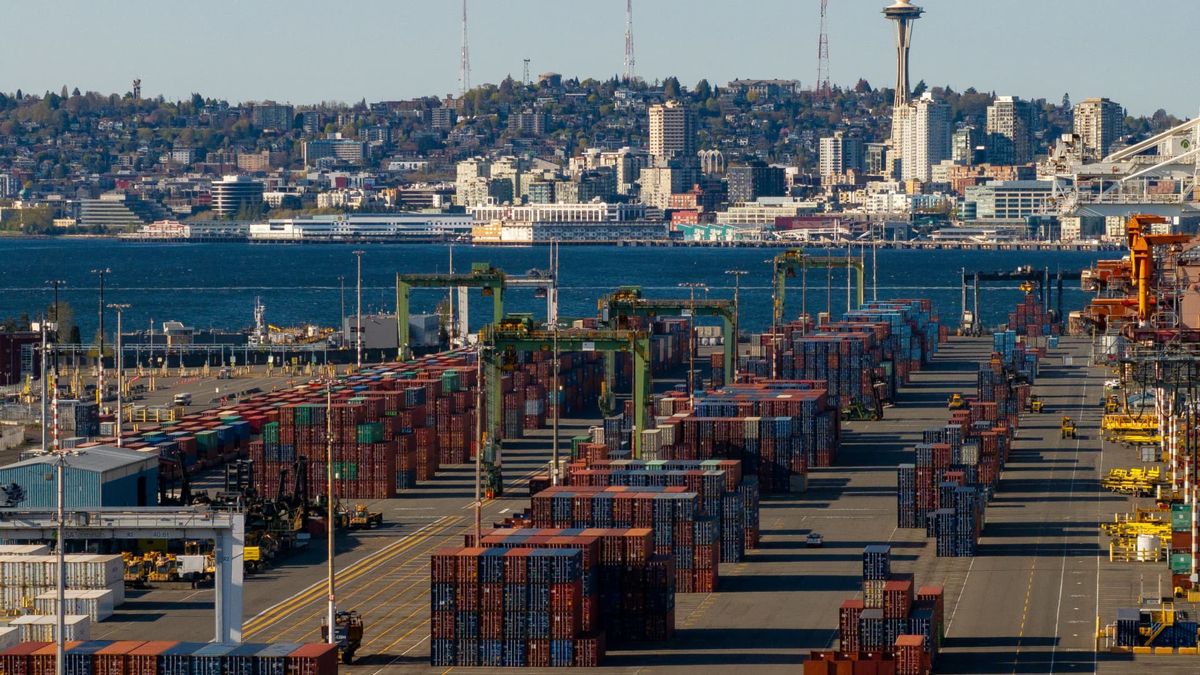 Trump tariffs will hurt lower income Americans more than the rich, study says