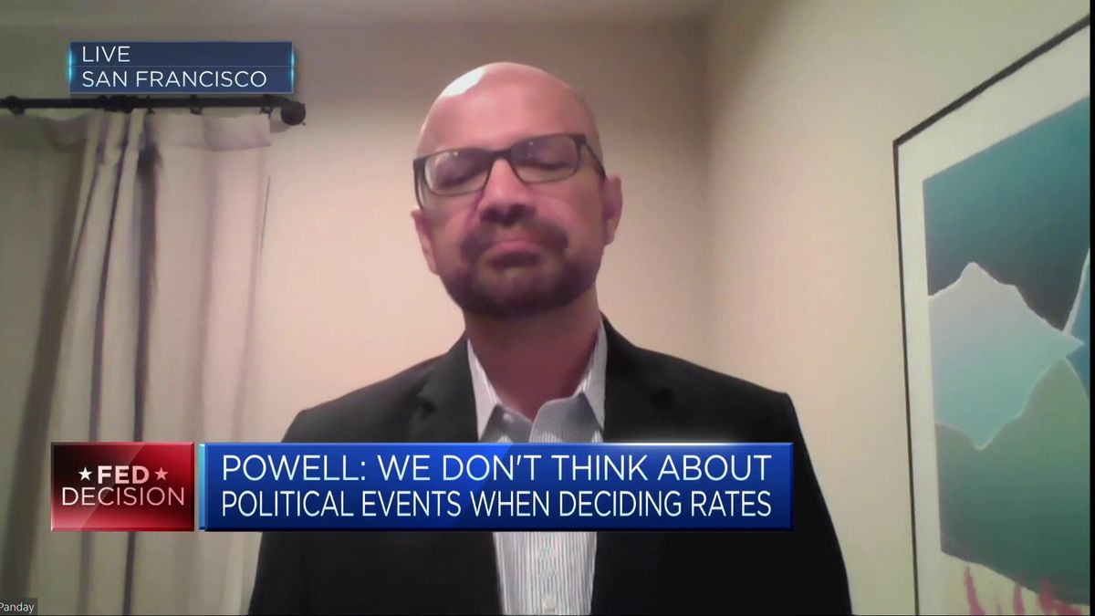 Bank of England leaves policy unchanged, says rates to stay high for 'extended period' 1 S&P Global Ratings economist discusses Fed's dovish pivot