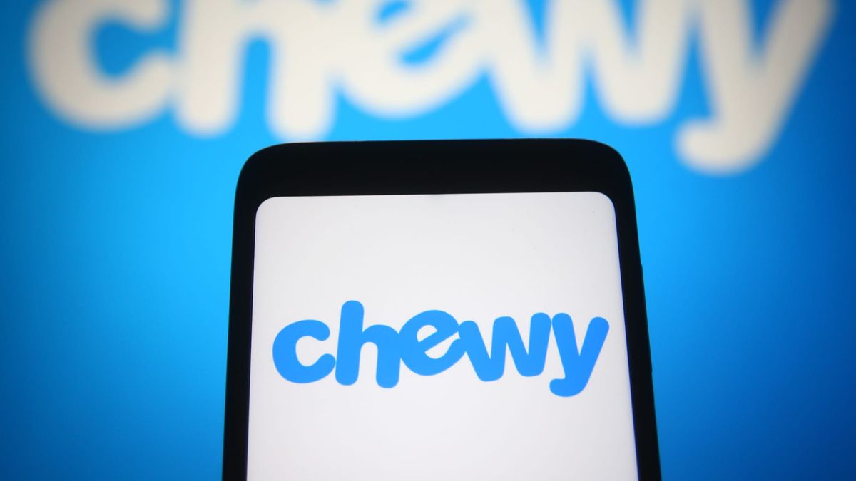 Chewy stock pops 34% after Roaring Kitty posts a dog picture, then gives it all back Chewy stock pops 34% after Roaring Kitty posts a dog picture, then gives it all back