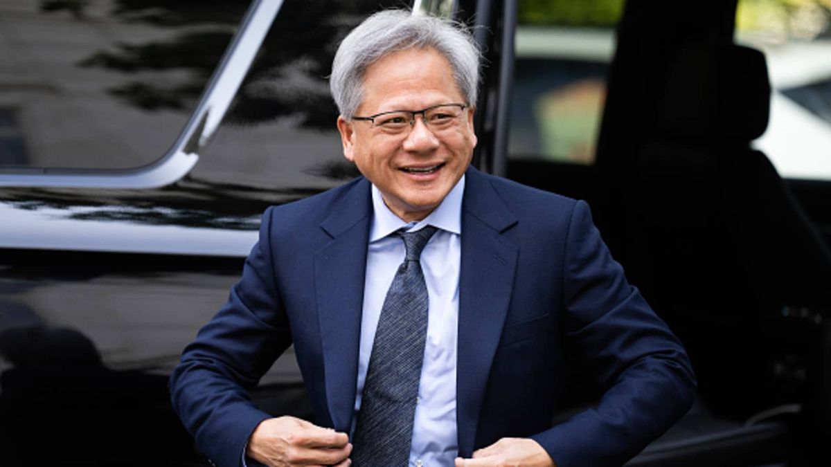 Nvidia posts record revenue up 265% on booming AI business Nvidia posts record revenue up 265% on booming AI business