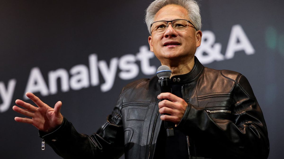 Nvidia CEO Jensen Huang sells an additional .94 million worth of shares