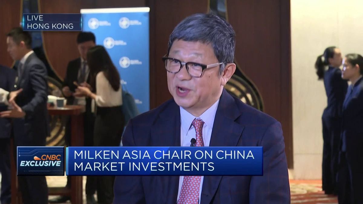 China's Xi meets U.S. executives as businesses navigate bilateral tensions 2 China is facing its most challenging economic problems in about 40 years: Milken Asia chair