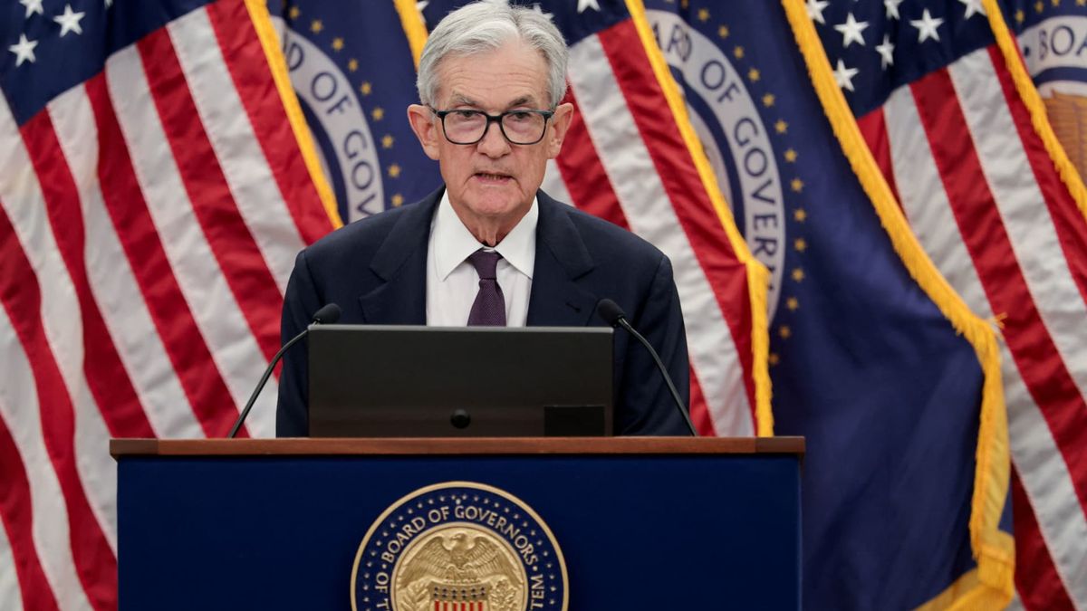 Fed officials split on where interest rates should go, minutes say