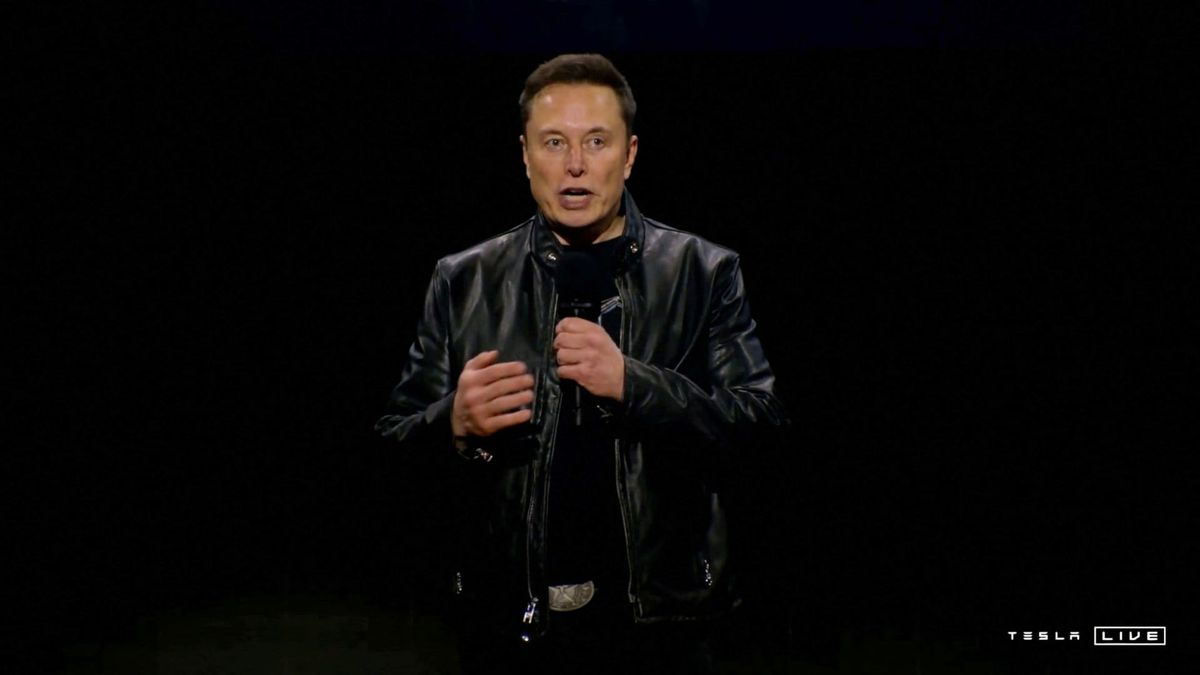 Elon Musk hypes ,000 Tesla self-driving Cybercab and larger Robovan at robotaxi event