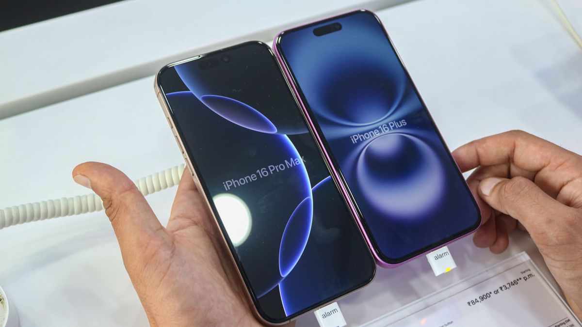 Apple’s highest-end iPhone could see 0 price hike in U.S. on Trump tariffs, analyst predicts Apple’s highest-end iPhone could see 0 price hike in U.S. on Trump tariffs, analyst predicts