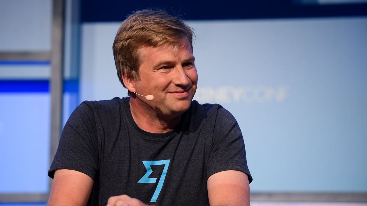 Wise’s billionaire CEO fined £350,000 by UK regulators over failure to report tax issue