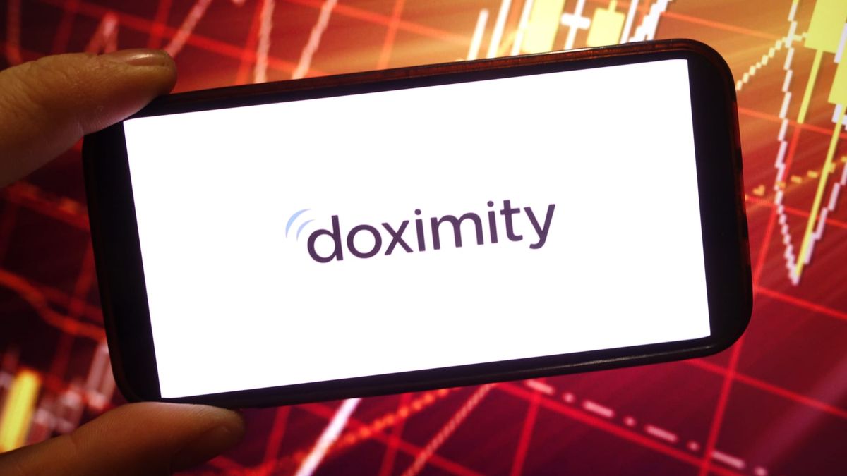 Doximity shares pop 36% on revenue beat, rosy guidance