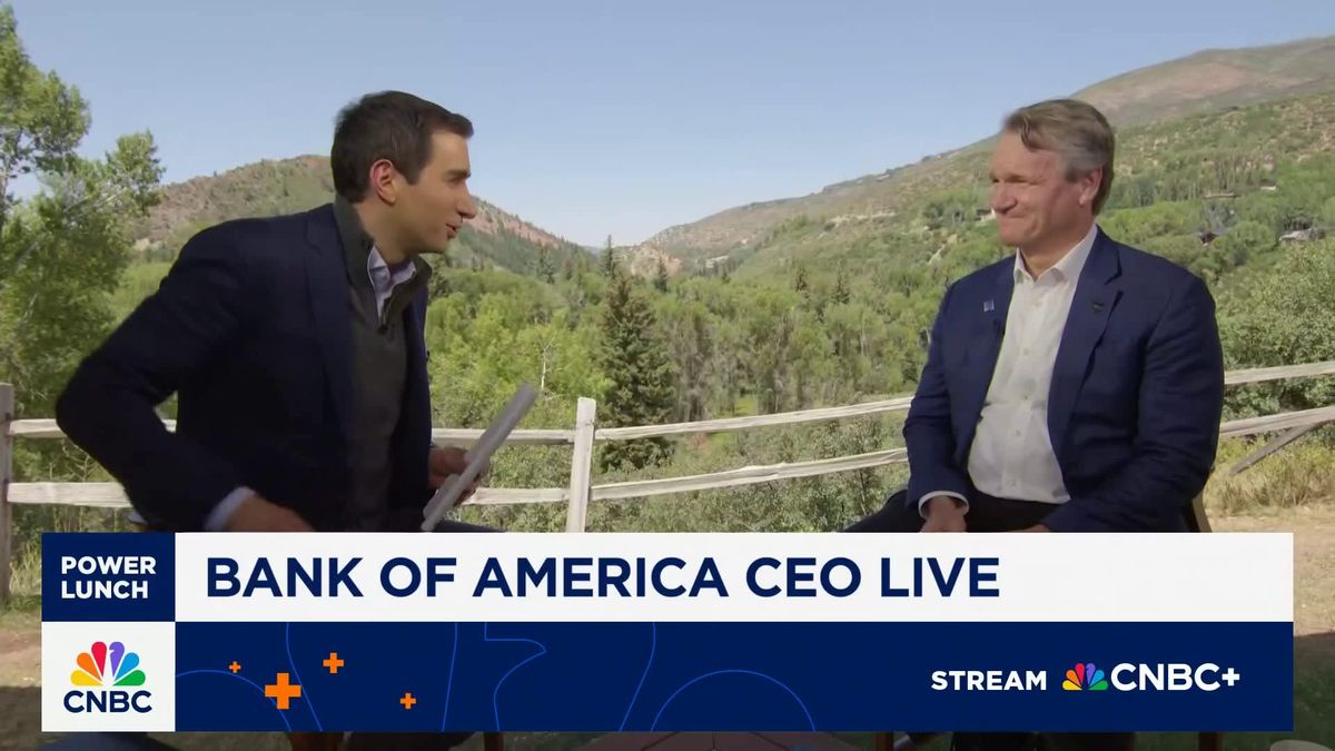 Trump says JPMorgan Chase, Bank of America rejected him as a customer 2 Bank of America CEO responds to Trump’s claim he was rejected as a customer