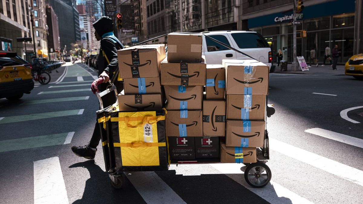 Amazon’s ditching the plastic air pillows in its boxes