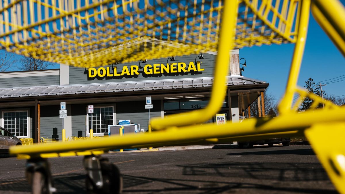 Dollar General, Dollar Tree and Kroger customers pay over  million a year in cash-back fees, federal agency finds