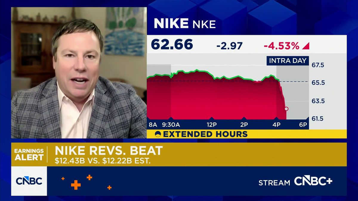 Nike shares fall 10% as China sales plunge, tariffs hit profits 1 Nike shares slide on Q2 results despite beat on earnings and revenue