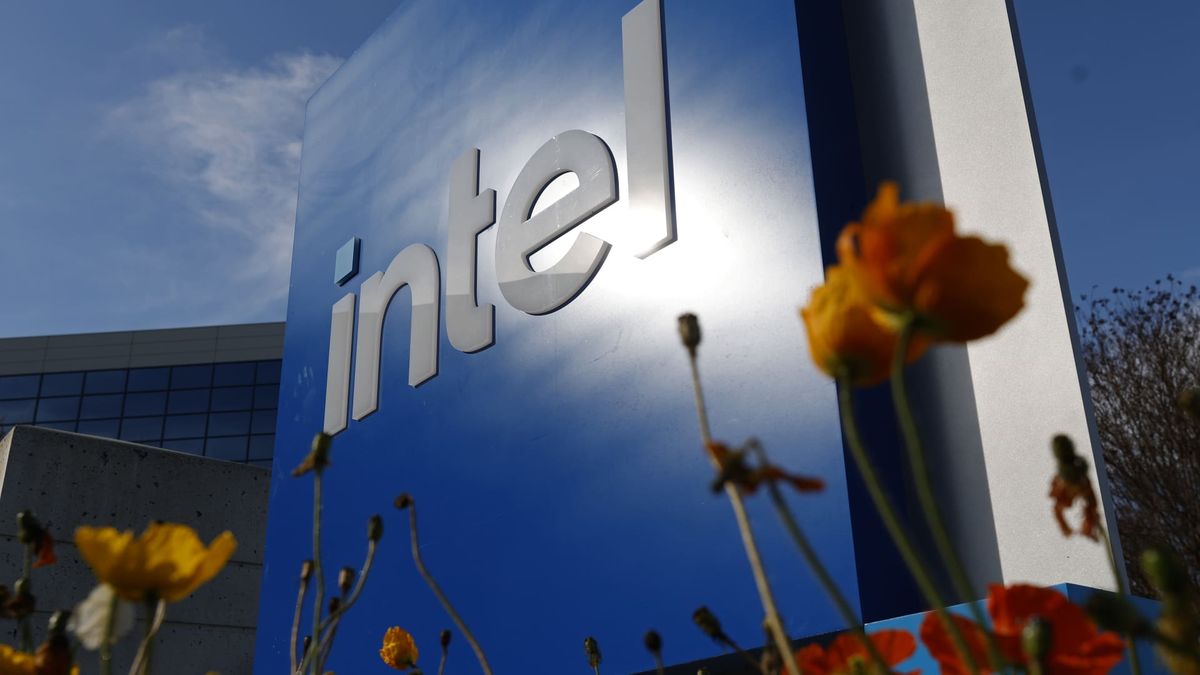 Traders are betting on big moves in Intel on earnings Traders are betting on big moves in Intel on earnings
