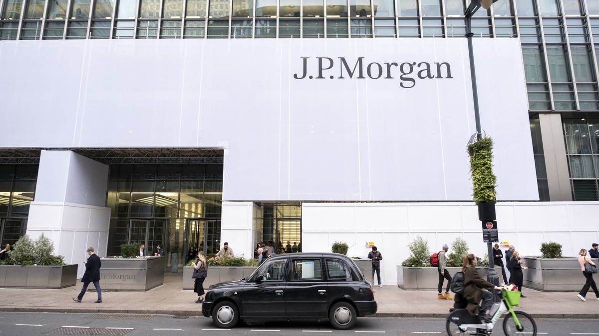 JPMorgan expands .5 trillion economic security splurge into Europe JPMorgan expands .5 trillion economic security splurge into Europe