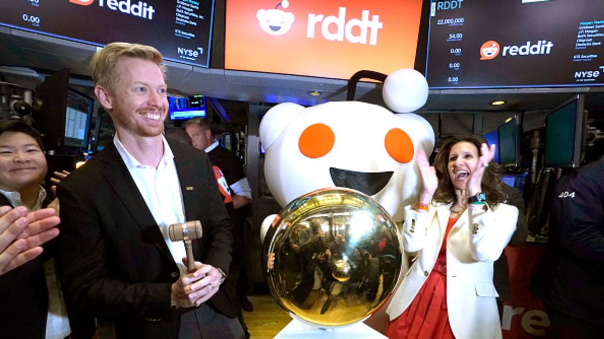 Reddit pops 48% in NYSE debut after selling shares at top of range