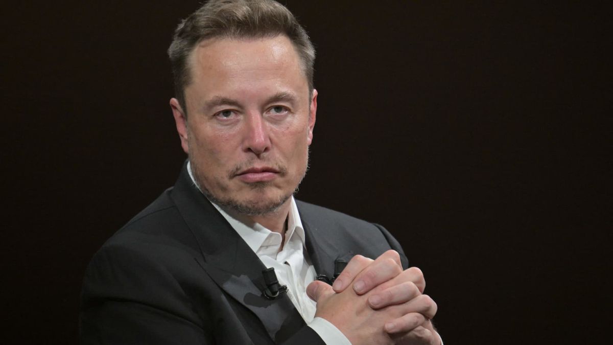 Tesla ordered by auto regulators to provide data on ‘Elon mode’ Autopilot configuration