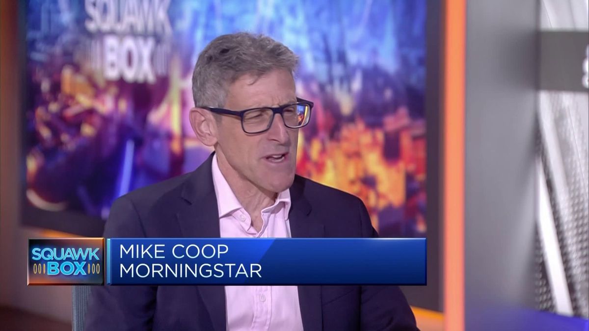 Investors are 'overconfident' about the impact of A.I., strategist says 1 Market is overconfident in its ability to forecast the A.I. trend, strategist says