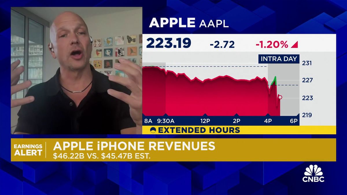 Apple's services unit is now a $100 billion a year juggernaut after 'phenomenal' growth 1 Apple has a big leg up in AI compared to other smartphone makers, says Fmr. Executive Tony Fadell