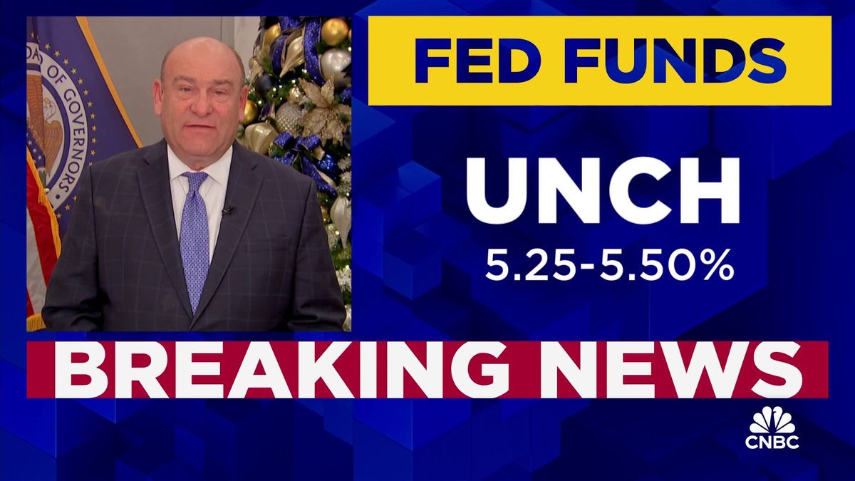 Fed holds rates steady, indicates three cuts coming in 2024 1 Fed holds rates steady, indicates three cuts coming in 2024