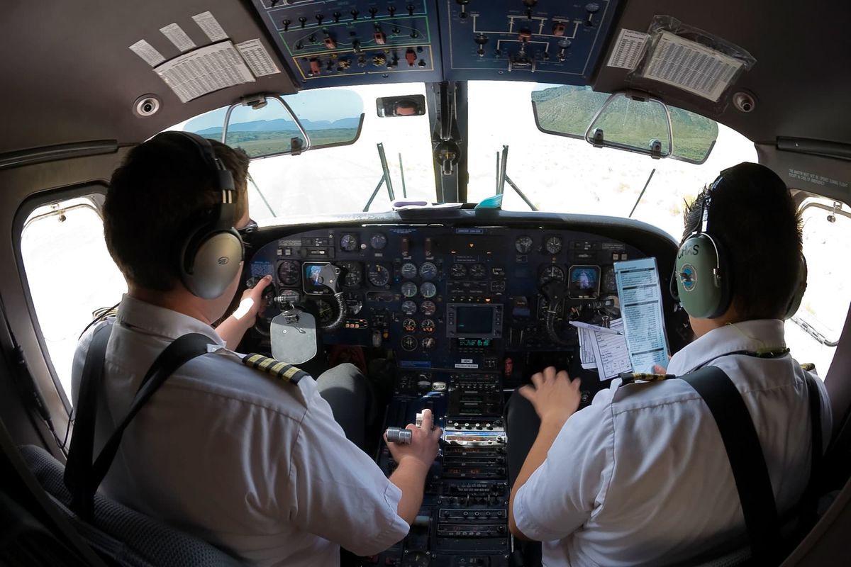 Labor unions are pushing hard for double-digit raises and better hours. Many are winning 1 Why the U.S. is running out of pilots