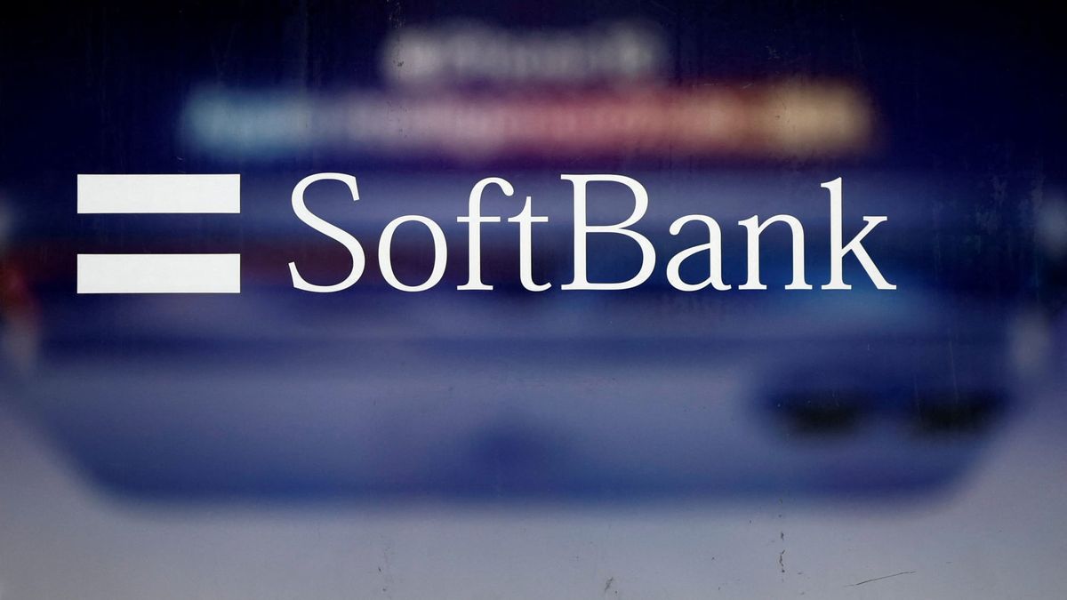 SoftBank stares at over billion in weekly losses after stock drops 8% as investors sour on AI plays SoftBank stares at over billion in weekly losses after stock drops 8% as investors sour on AI plays