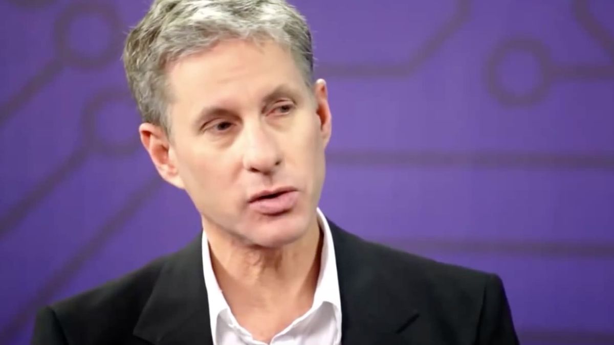 Billionaire Ripple founder has given more than .8 million to Harris campaign Billionaire Ripple founder has given more than .8 million to Harris campaign