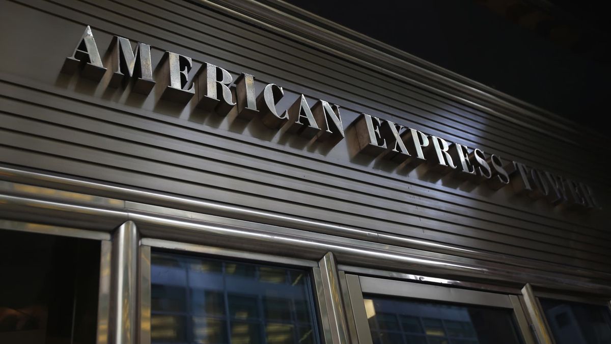 American Express’ wealthy cardholders are mostly untouched by tariff jitters American Express’ wealthy cardholders are mostly untouched by tariff jitters