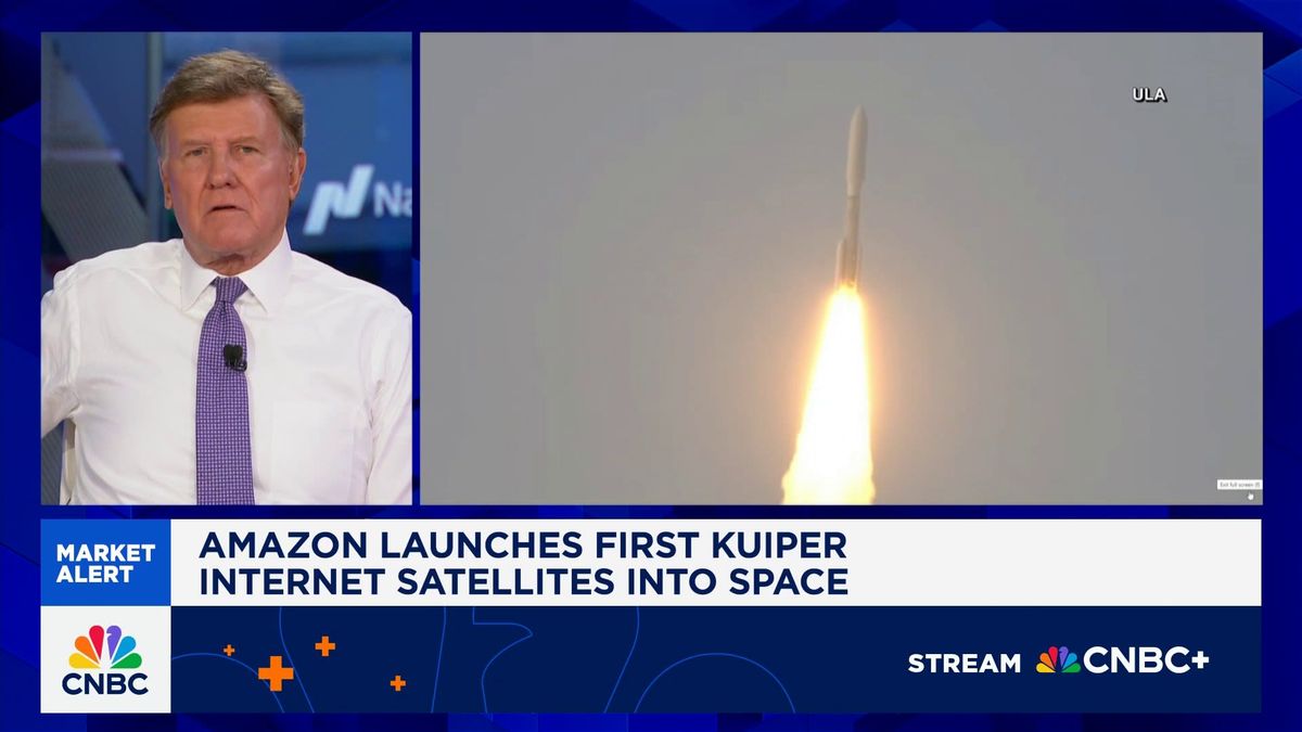 Amazon starts letting businesses test rebranded Leo satellite service as it plays catchup to Musk's Starlink 1 Amazon launches first Kuiper internet satellites into space